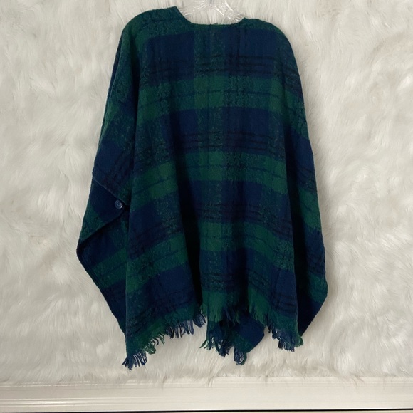 Forever 21 wool poncho/shawl - Picture 2 of 2